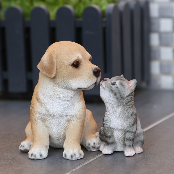 Gartenfigur Hund LEO und Kätzchen FINDUS - Dekofigur - Labradorwelpe - Polyresin - sitzend - H: 14cm