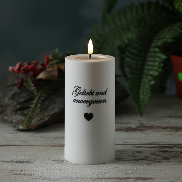 LED Grabkerze MIA - mit Schrift - Grablicht - 3D Flamme - H: 15cm - D: 7,5cm - weiß - für Außen