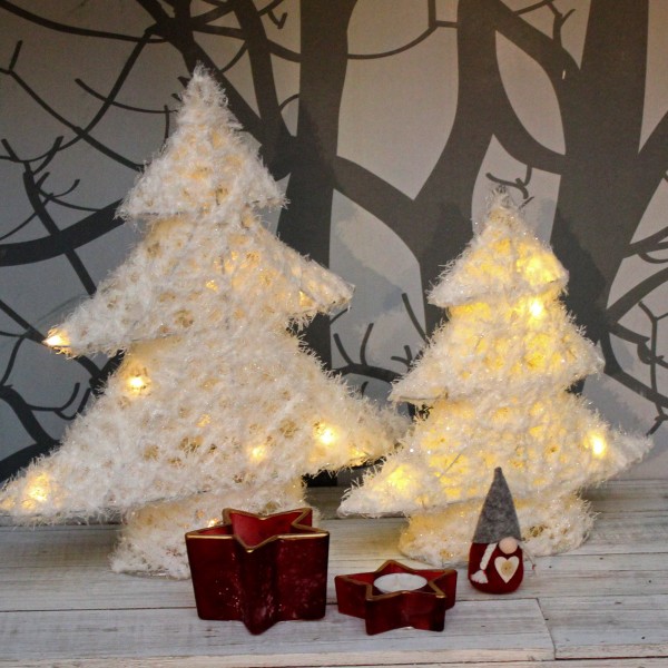 Weißer LED Tannenbaum mit Schnee - 15 warmweiße LED - H: 40cm - Batteriebetrieb
