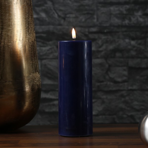 LED Stumpenkerze MIA - Echtwachs - realistische 3D Flamme - H: 20cm - D: 7,5cm - königsblau